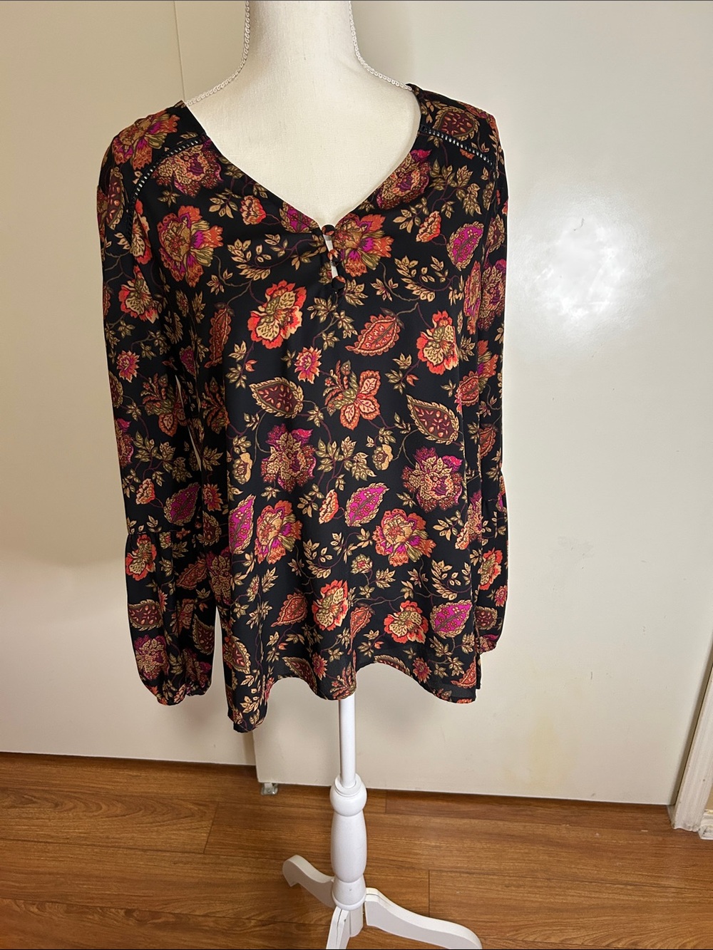 Maurices Black Floral V-Neck Long Sleeve Blouse with Pink and Gold Accents